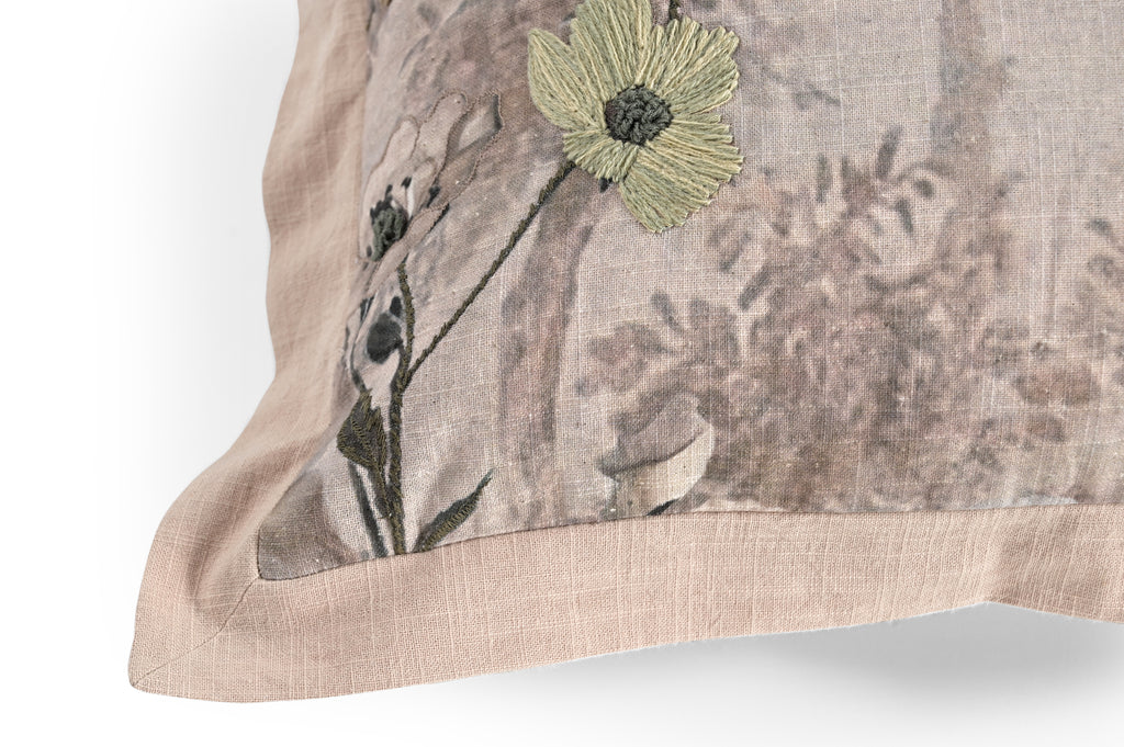 Ivarp Wildflower Forest Cushion